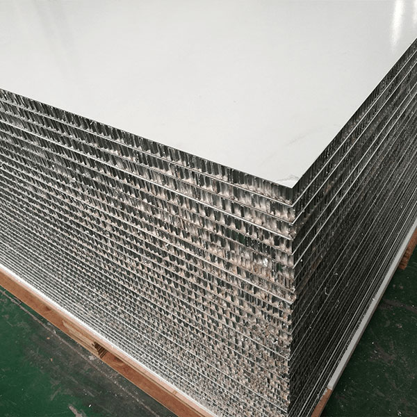 HPL-faced-aluminum-honeycomb-core-sandwich-panel